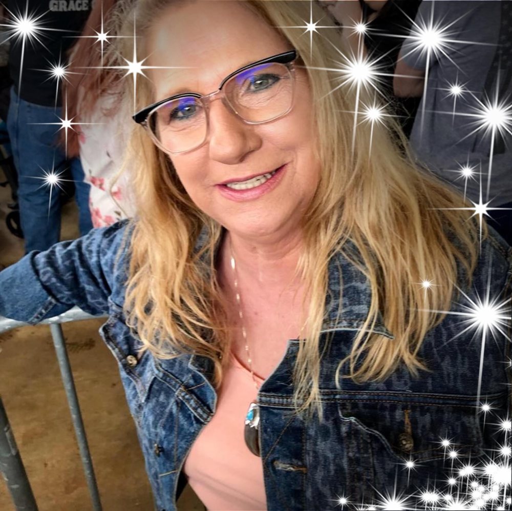 Meet your Posher, Anne